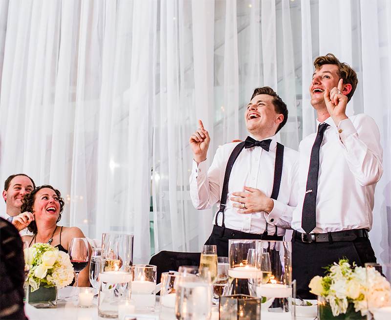 Как сделать свадебный тост незабываемым: участвуют все!