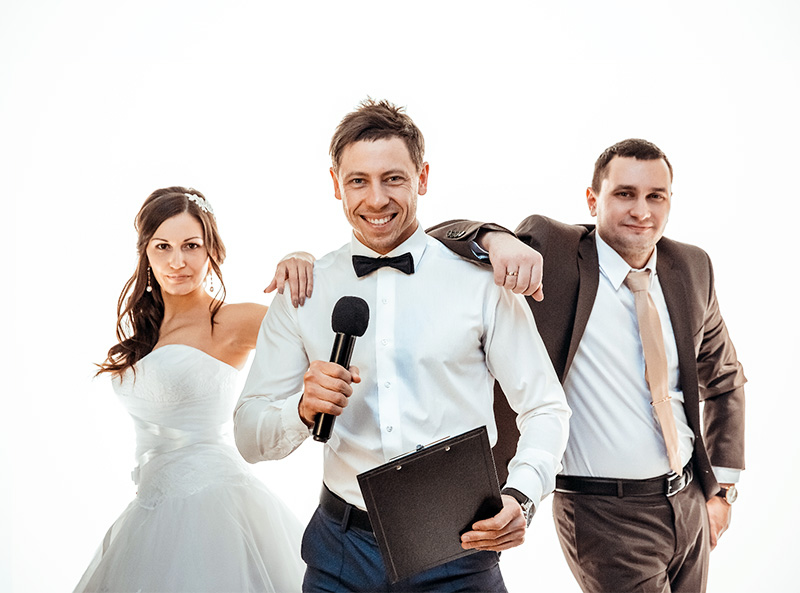 Как выбрать свадебного ведущего: лицом к лицу