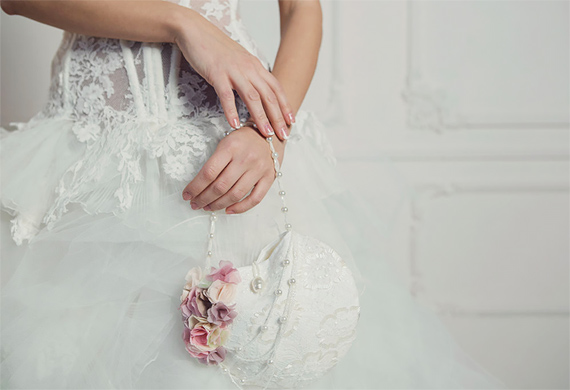 Невеста без свадебного букета