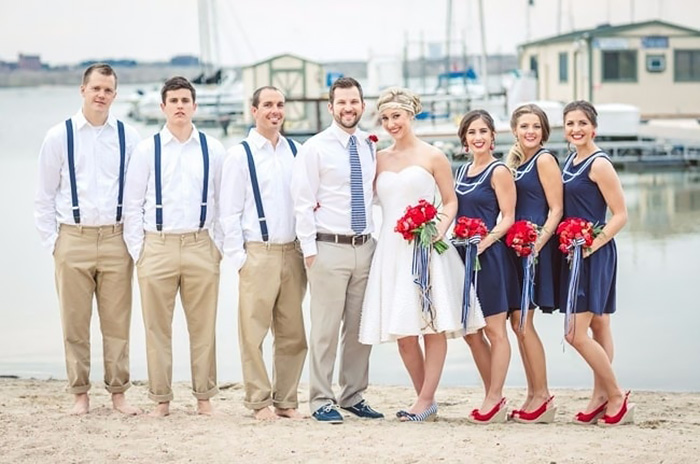 Как одеться гостям на свадьбу в морском стиле