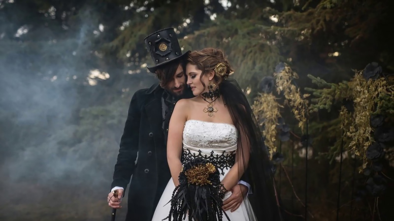 Свадьба в стиле Хэллоуин: наряды для пары